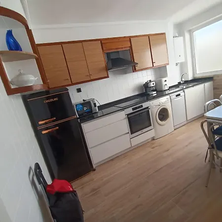 Апартаменты Piso 112 Metros A 1 Minuto De La Playa Кампелло